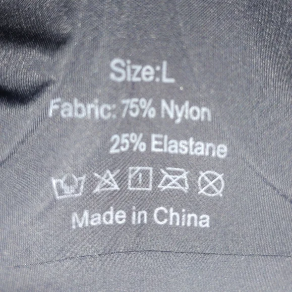 2 Strapless Backless Bras - Picture 7 of 9